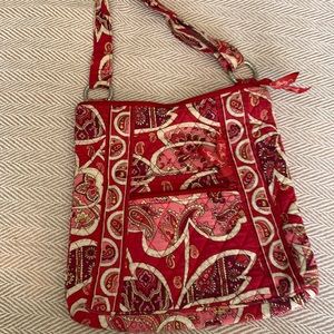 Vera Bradley Messenger type bag like new